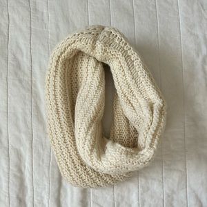 Danier knitted infinity scarf